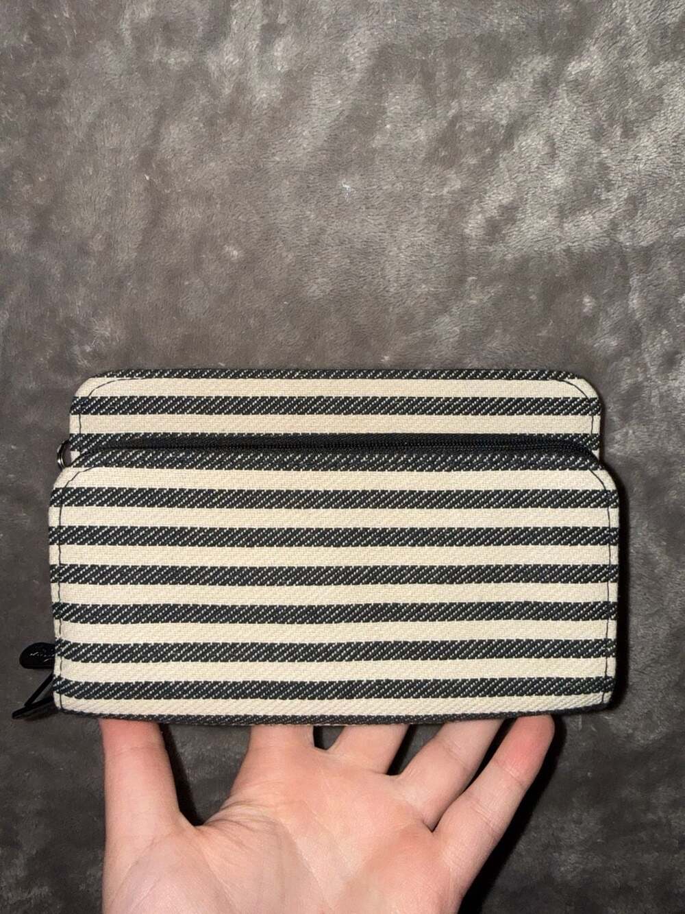 Thirty-One Gifts Black and White Striped Zip-Around Wallet
